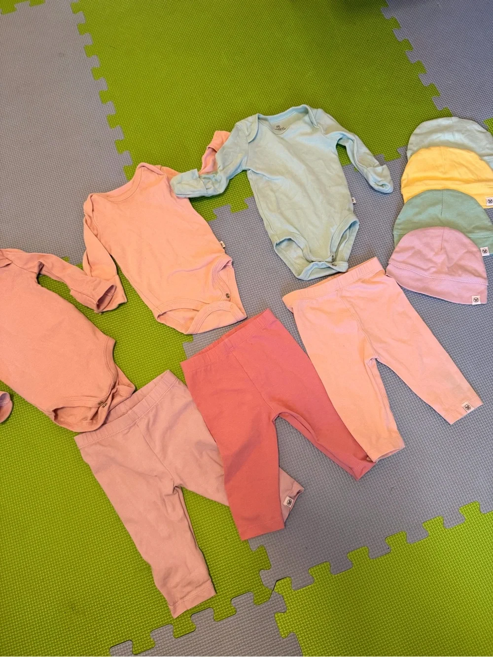 Baby Long-Sleeve Bodysuits and Leggings Set with pastel hats
